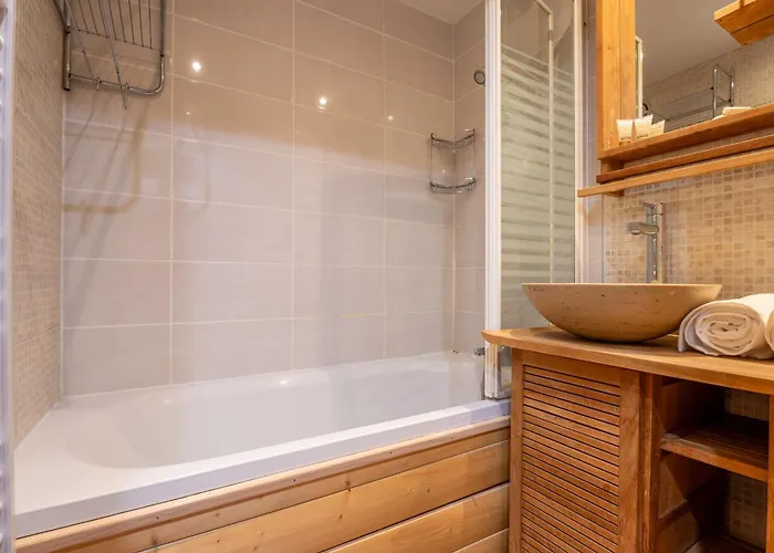 In-out - Heart Of Cosy Apartment, Wifi - L'arcelle Daire