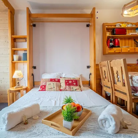 In-out - Heart Of Cosy Apartment, Wifi Val Thorens