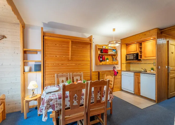 In-out - Heart Of Cosy Apartment, Wifi - L'arcelle 公寓 *